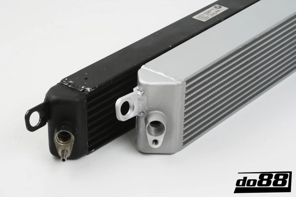 BMW M3 E90 E92 Engine oil cooler Racing